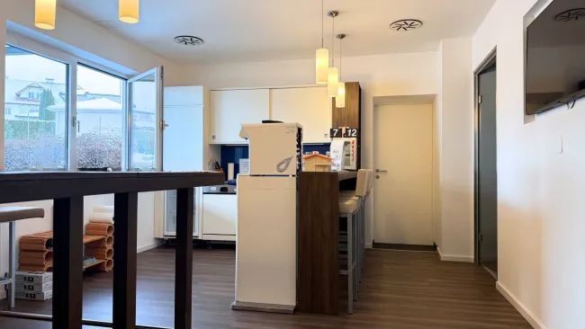 Moderne Einzelbüros mit Gemeinschaftsbereichen – ca. 64m² - Bild