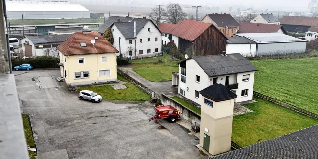 ++ RARITÄT ++ Lagerhallen mit 2 Bürohäusern in Bestlage! - Titelbild