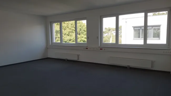 noch einmal die Büroeinheit mit ca 49m² aus einen anderen Blickwinkelmal