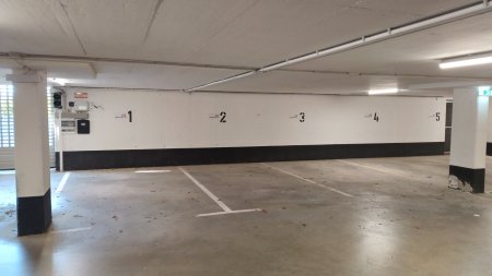 Tiefgaragen-Stellplätze zu mieten!