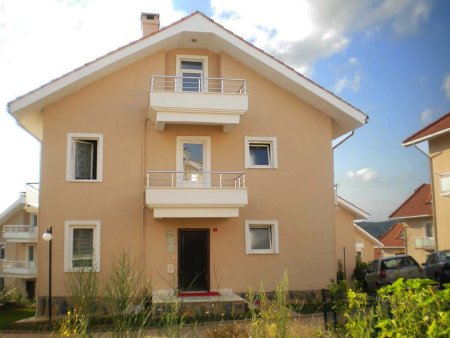 Exquisites Einfamilienhaus mit Pool und in Strandnähe! - - Gorgeous Villa in Şile/Istanbul near the beach!
