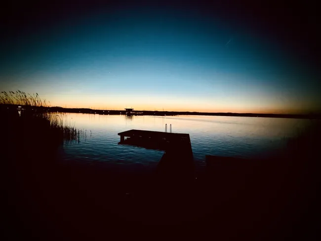 Sonnenuntergang über der Ruster Bucht (keine Fotomontage)