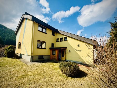 Ein perfekter Sonnenplatz für die Familie – ruhig gelegenes Eckreihenhaus in Neuberg zu Verkaufen