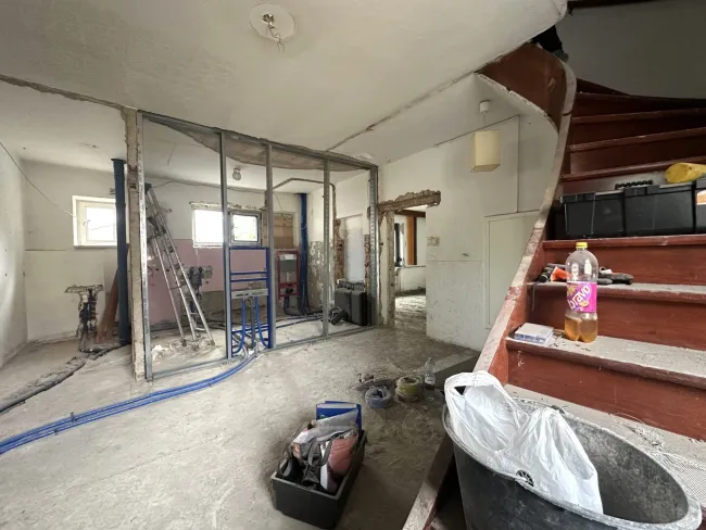 MEHRFAMILIENHAUS IN TOP LAGE MIT 4 GETRENNTEN WOHNEINHEITEN - Bild