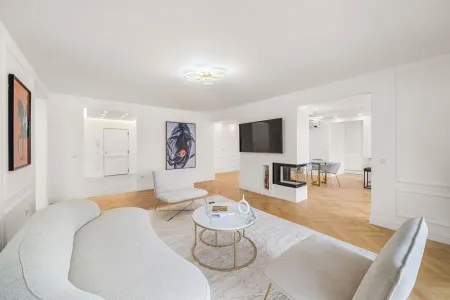 DESIGNER APARTMENT MIT PRIVATER SAUNA