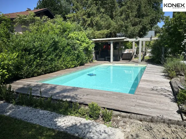 Stilvolles Einfamilienhaus mit Pool & Teich in begehrter Lage Salzburg-Moosstraße - Titelbild