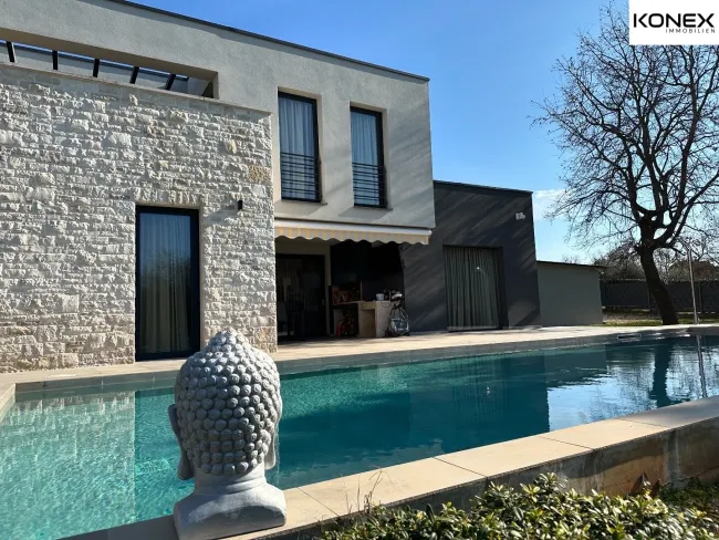 Luxusvilla in Poreč – Moderne Architektur, hochwertige Ausstattung & Pool - Bild