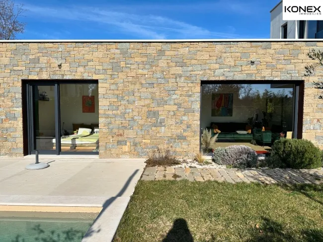 Moderne Luxusvilla in Vabriga – Exklusives Wohnen nahe der Küste - Bild