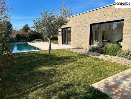 Moderne Luxusvilla in Vabriga – Exklusives Wohnen nahe der Küste