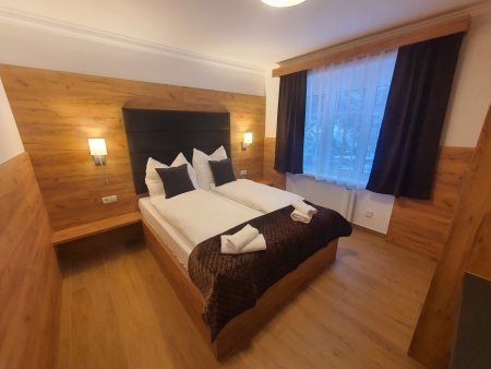 Top sanierte Wohnung mit Terrasse und großem Garten - nähe Wolfersberg