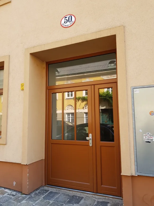 Unbefristet vermietete Wohnung im sanierten Altbau mit Lift - nähe Elterleinplatz - Bild