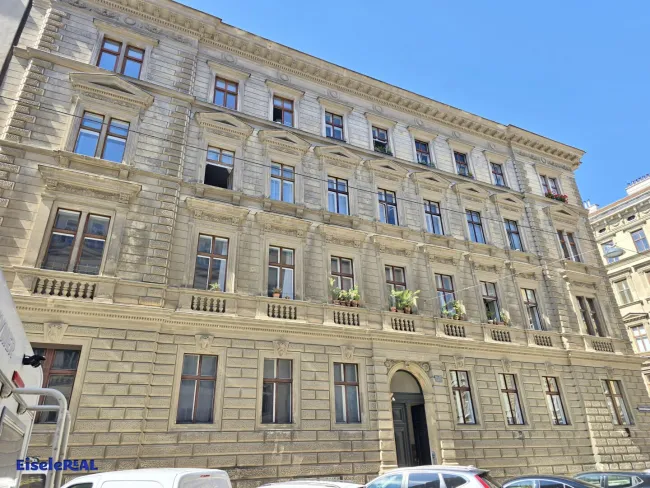 5 Zimmer – schöne Altbau Wohnung - Lift - Bild