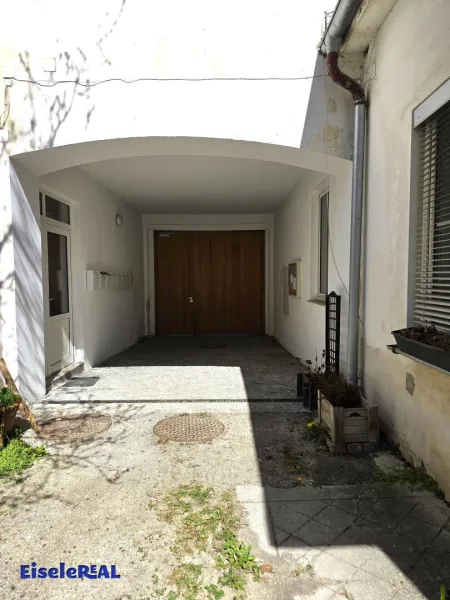 1 Zimmer Wohnung – irgendwie speziell – Sommerwohnung - für lärm- und hitzegeplagte Stadtbewohner