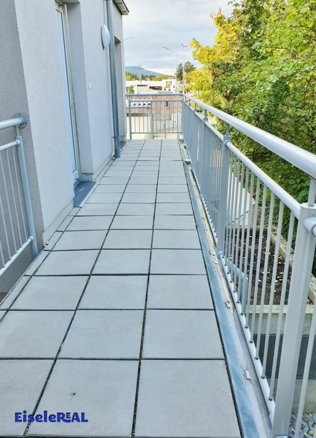 3 Zimmer - Balkon - Top 5 – befristet vermietet - Bild