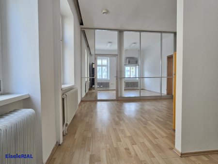 Büro - 90m² - 3,5 Zimmer