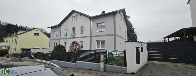 Alle Wohnungen saniert...