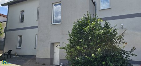 Top Renditeobjekt, renoviertes Zinshaus in Aspang Markt