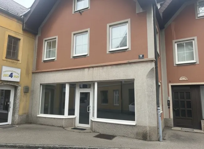 Attraktives Gewerbe Objekt für Geschäftsfläche , Büro oder Praxisfläche in Vöcklabruck zu MIETEN ca. 85m² für nur 765,00 € mtl.! - Titelbild