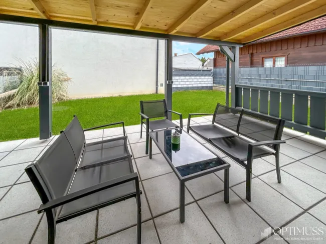 EXKLUSIVES ,MODERNES WOHNEN IM 4 ZIMMER EINFAMILIENHAUS IN STRASSHOF AN DER NORDBAHN !!! - Bild