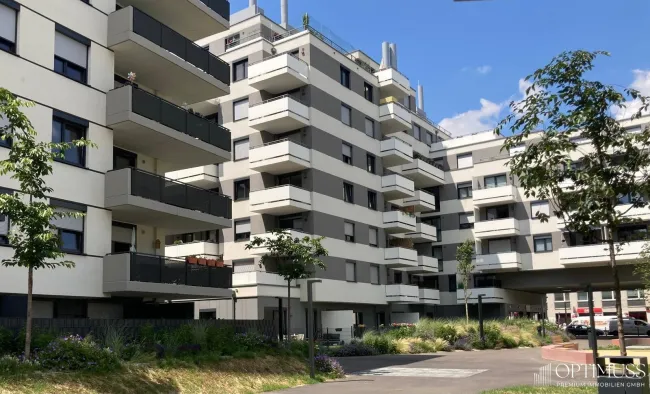 AM KIRSCHBLÜTENPARK WOHNEN !!! Moderne 3-Zimmer-Neubauwohnung mit 2 Balkonen und Garagenplatz zu verkaufen! - Titelbild