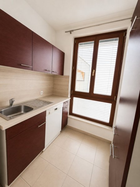 Sonnige 1-Zimmer-Wohnung in exklusiver Wohnlage nahe Hilmteich