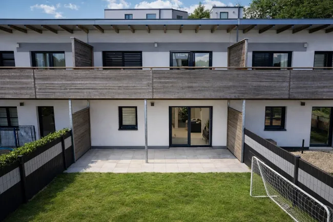 Familienfreundliches und Charmantes 4-Zimmer-Reihenhaus mit Garten & Terrasse in ruhiger Lage - Titelbild