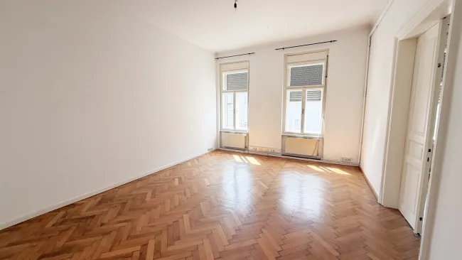 Zentral gelegene 3-Zimmer-Wohnung mit optimaler Infrastruktur - Bild