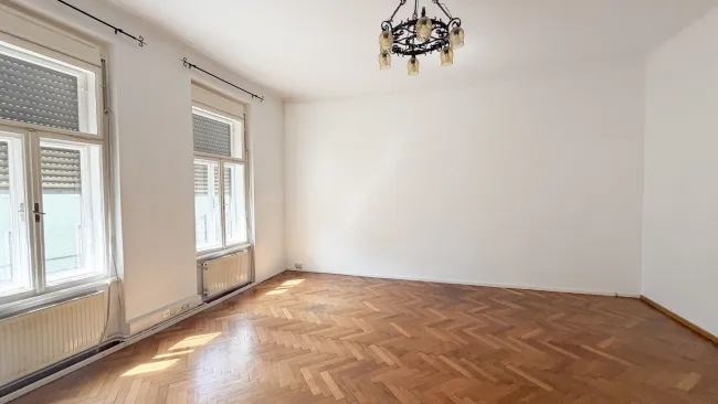 Zentral gelegene 3-Zimmer-Wohnung mit optimaler Infrastruktur - Bild