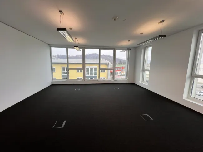 Büro 6