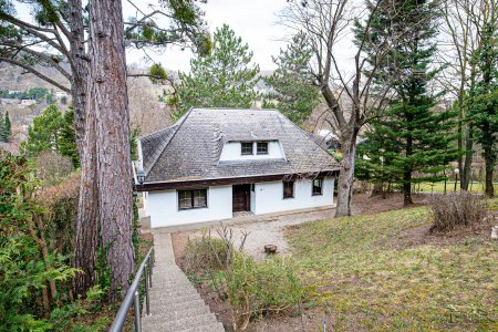 Grundstück in Hinterbrühl - Top Lage mit Potenzial für Neubau oder Sanierung