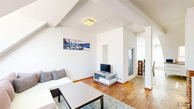 Helle und geräumige Maisonettewohnung mit Terrasse - Bild