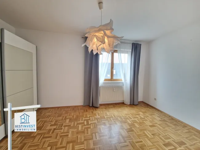 TOP Wohnung in Eggenberg - Möblierung inklusive - Bild