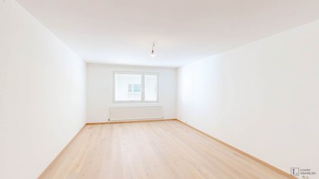 Großzügige, sanierte 3,5-Zimmer-Wohnung mit perfekter Infrastruktur und durchdachtem Grundriss