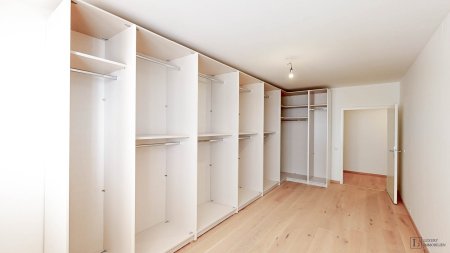 Großzügige, sanierte 3,5-Zimmer-Wohnung mit perfekter Infrastruktur und durchdachtem Grundriss