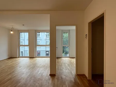 Sicheres Investment in unsicheren Zeiten: vermietetes Wohnungspaket mit 5 Einheiten + Stellplätze in Wiener Neustadt