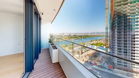 Stilvolle 2-Zimmer-Wohnung mit Balkon im DANUBEFLATS