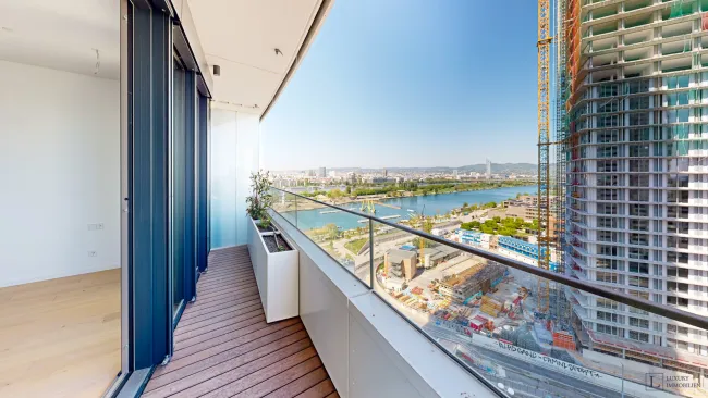 Stilvolle 2-Zimmer-Wohnung mit Balkon im DANUBEFLATS - Titelbild