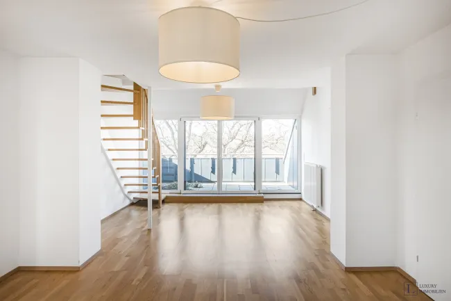 Helles Loft mit Dachterrasse im Herzen von Groß-Enzersdorf - Titelbild