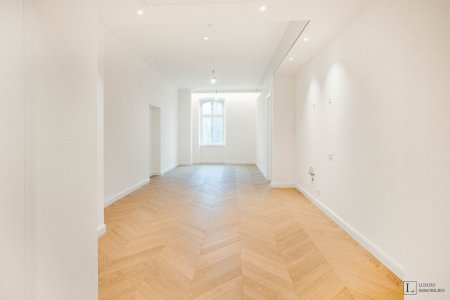 Moderne 2-Zimmer-Wohnung in einem revitalisierten historischen Gebäude – „The Artmann“