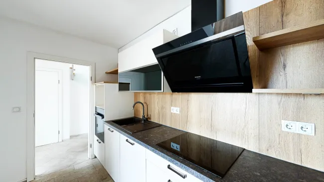 Geräumige Maisonette-Wohnung im Dachgeschoss in der Nähe von Schloss Schönbrunn - Bild