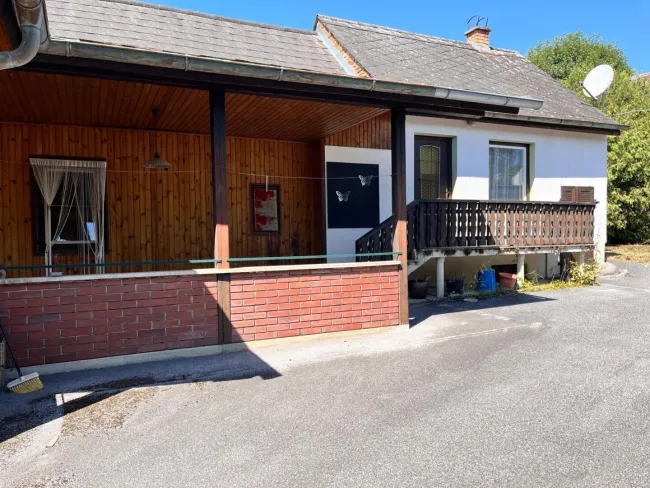 EINFAMILIENHAUS IN RUHELAGE - Bild