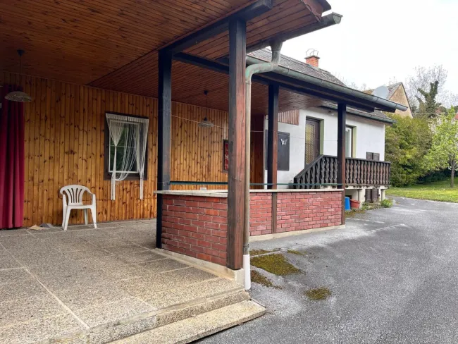 EINFAMILIENHAUS IN RUHELAGE - Titelbild