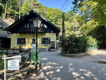 Traditionsreicher Gastronomiebetrieb mit Wohnung und beeindruckender Grundstücksgröße in Baden