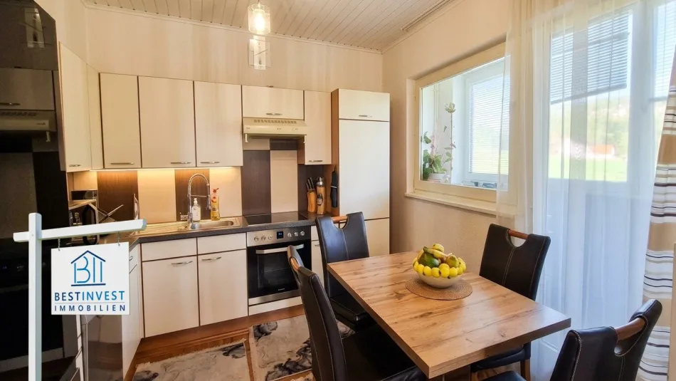 Ausblick, Balkon & Wintergarten & Lift - Bild