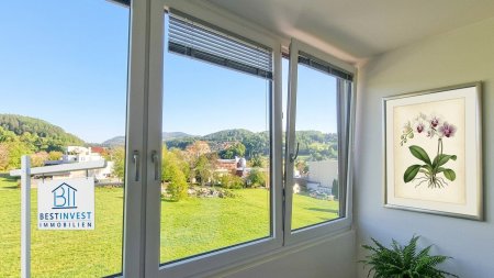 Familienhit, mit Balkon & Wintergarten