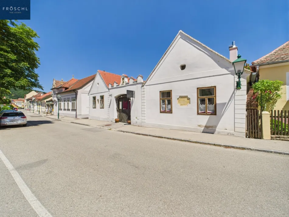 Straßenansicht - Pic 1