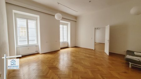 Edler Altbau -Wohnen oder Arbeiten.