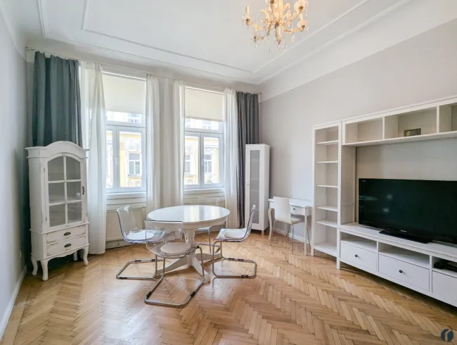Stilvoller Altbau mit modernem Komfort