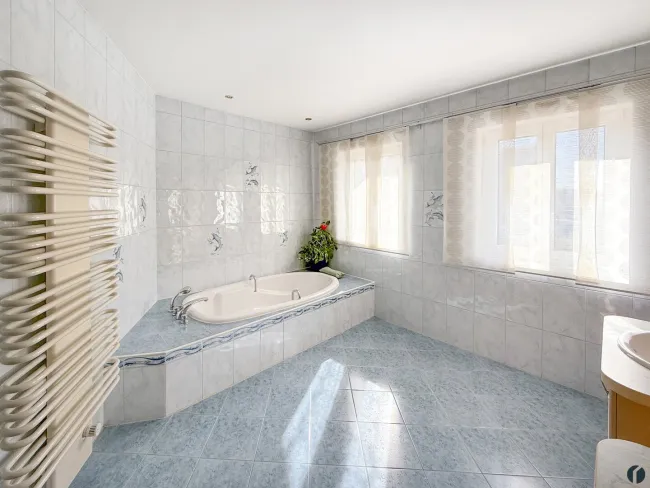 Badezimmer im OG