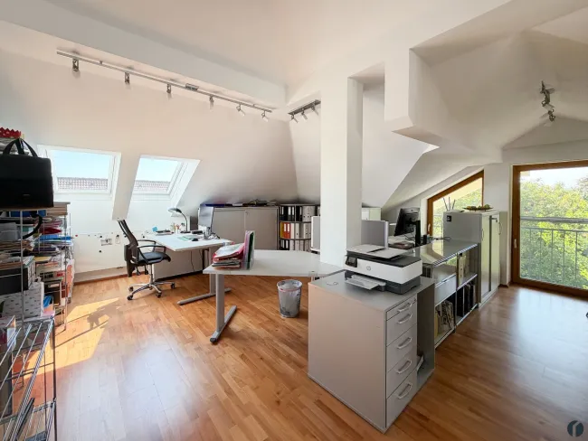 Büro im DG